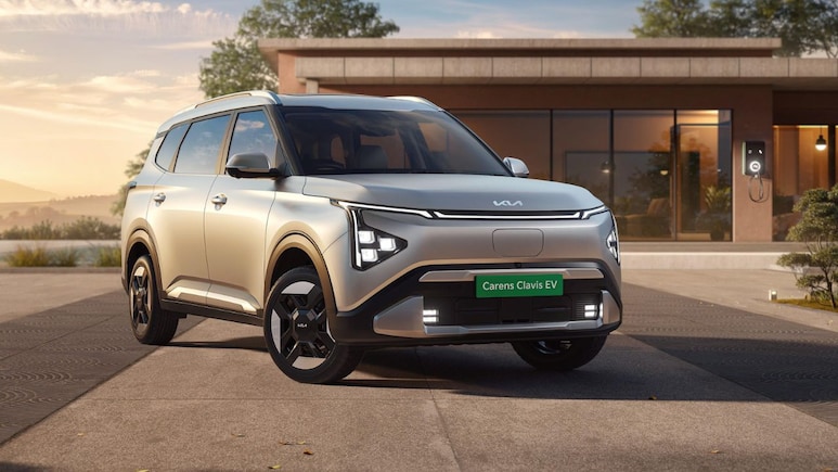 Kia Carens Clavis EV Bookings Commence From July 22, Check Deets Kia Carens Clavis EV Bookings Commence From July 22, Check Deets