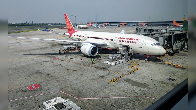 "No Issues": Air India Re-Inspects Fuel Control Switch Across Boeing Dreamliners