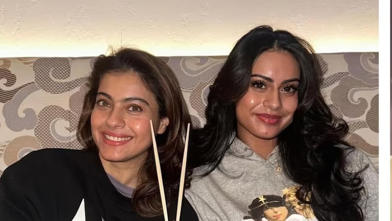 Kajol Cheers For Daughter Nysa At Graduation Ceremony. Internet: "Anjali From K3G Energy'