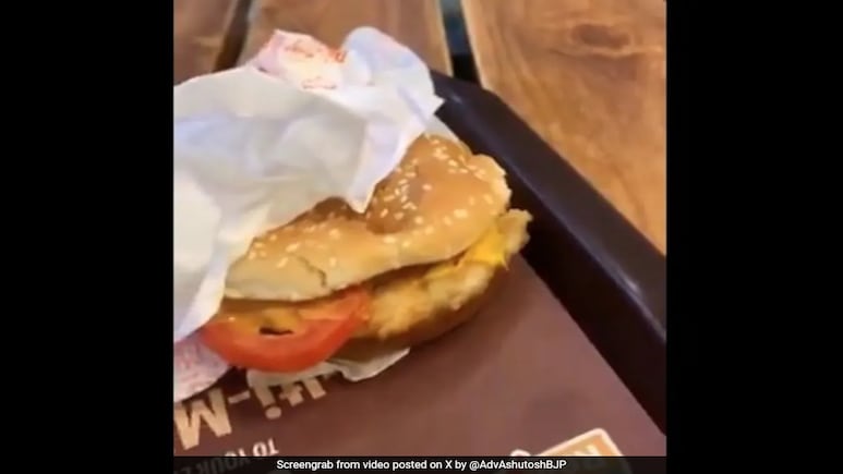 Lawyer Orders Veg Burger, Gets Chicken Cheese Burger. McDonald's Reacts Lawyer Orders Veg Burger, Gets Chicken Cheese Burger. McDonald's Reacts