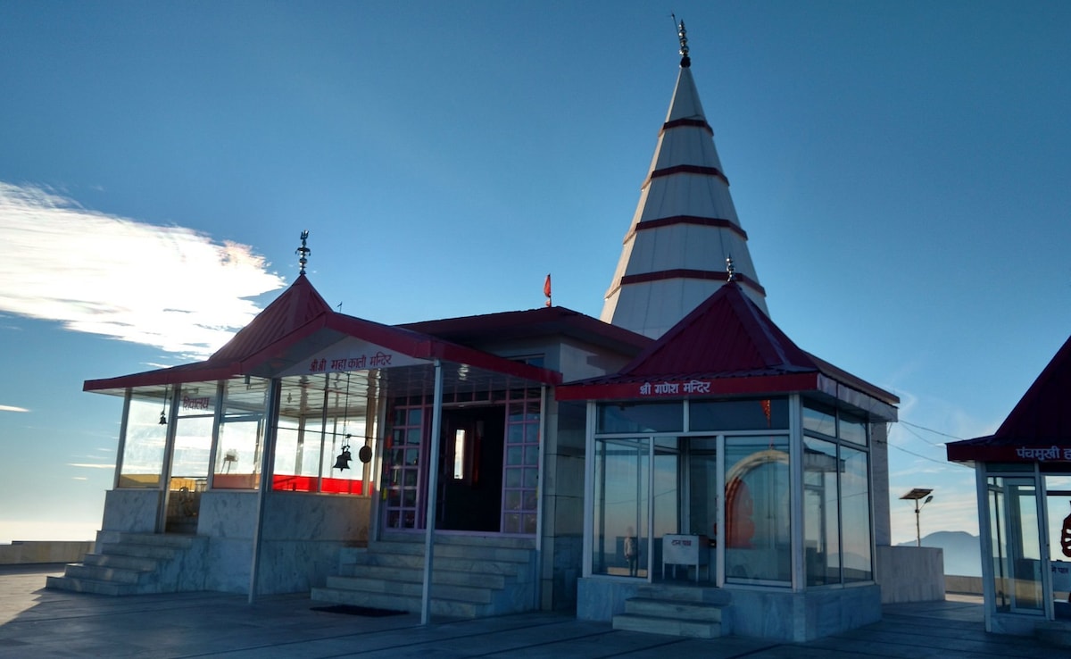 5. Kali Ka Tibba houses popular religious sites. 5. Kali Ka Tibba houses popular religious sites.