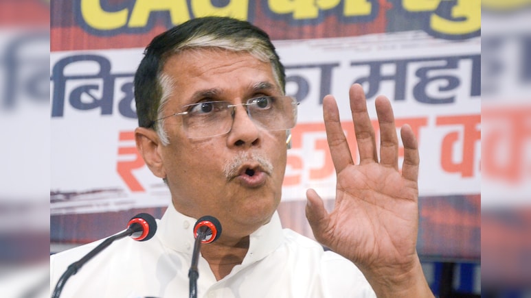 बिहार में महत्वपूर्ण विभागों में 70,000 करोड़ रुपए का घोटाला हुआ : पवन खेड़ा