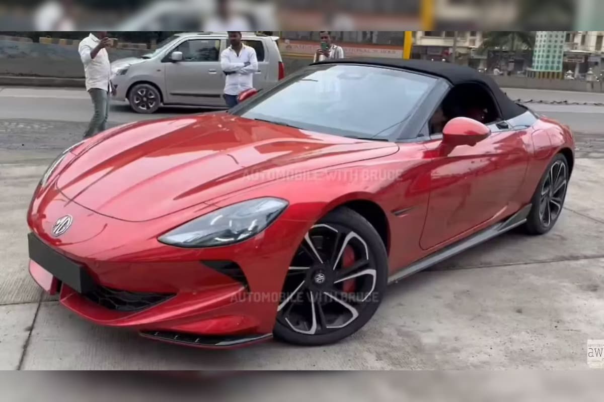 MG Cyberster starts arriving dealerships