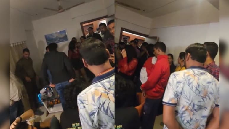 Pranjal Khewalkar : पुण्यातील रेव्ह पार्टीचा पहिला Video; प्रांजल खेवलकर उभे अन् समोर टेबलावर... Pranjal Khewalkar : पुण्यातील रेव्ह पार्टीचा पहिला Video; प्रांजल खेवलकर उभे अन् समोर टेबलावर...