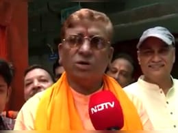 दिल्ली के शकूरबस्ती को जय श्रीरामपुरम करने की मांग, समर्थन जुटाने में लगे बीजेपी विधायक दिल्ली के शकूरबस्ती को जय श्रीरामपुरम करने की मांग, समर्थन जुटाने में लगे बीजेपी विधायक