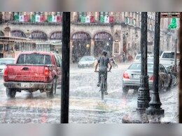 Mumbai Rain: मुंबईत मुसळधार! अंधेरी सबवेला नदीचं रुप, लोकलची स्थिती काय? वाचा सर्व अपडेट्स Mumbai Rain: मुंबईत मुसळधार! अंधेरी सबवेला नदीचं रुप, लोकलची स्थिती काय? वाचा सर्व अपडेट्स