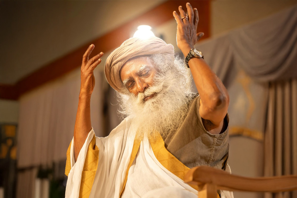 How to Overcome Fear: Sadhguru Reveals the Root Cause
