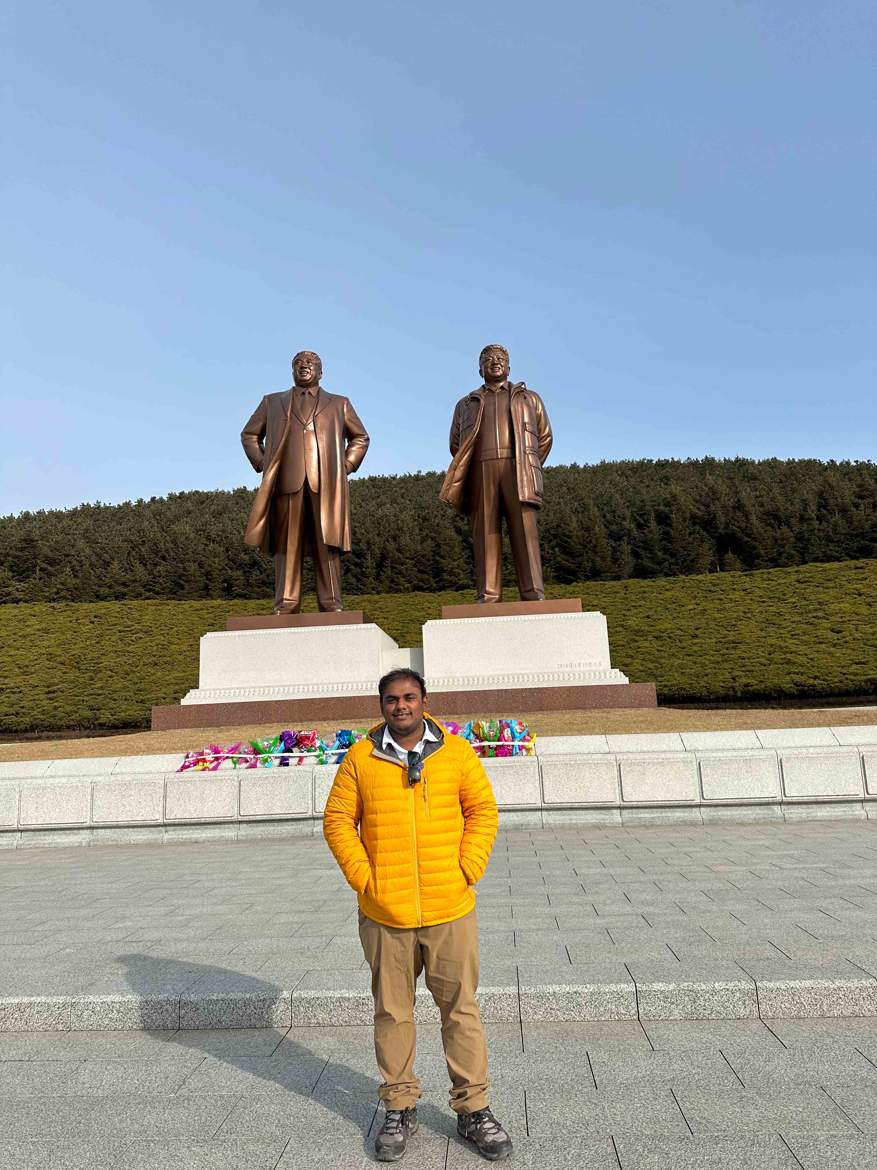 ट्रैवल इंफ्लुएंसर ट्रेकर भुवानी धरन जब पहुंचे नॉथ कोर‍िया तो कुछ इस तरह हुआ उनका वेलकम