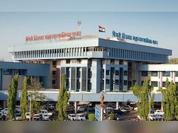 PCMC News: पिंपरी चिंचवड पालिकेचा दणका! 36 अभियंत्यांना नोटीस; कारण काय?