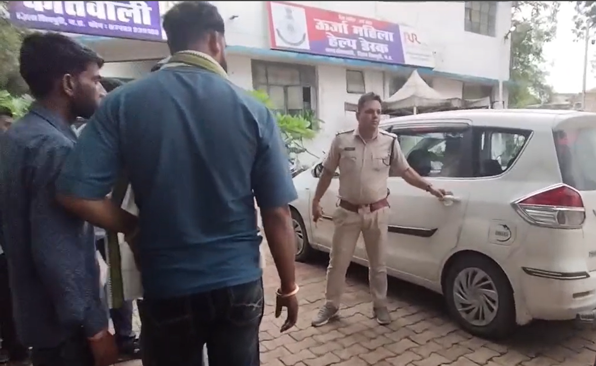 Crime News: मां और प्रेमी के साथ मिलकर युवती ने रची अपने अपहरण की साजिश; पुलिस ऐसे किया खुलासा