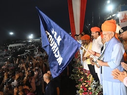 बम-बम भोले, हर-हर महादेव...जयकारों के बीच श्रद्धालुओं का पहला जत्था अमरनाथ यात्रा के लिए रवाना बम-बम भोले, हर-हर महादेव...जयकारों के बीच श्रद्धालुओं का पहला जत्था अमरनाथ यात्रा के लिए रवाना