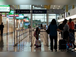 US Air Travel On Cusp Of New Era: Liquid And Shoe Rules May Soon Relax US Air Travel On Cusp Of New Era: Liquid And Shoe Rules May Soon Relax