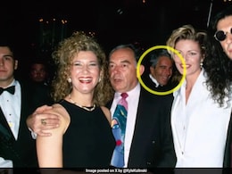 Jeffrey Epstein Spotted In Trump's 1993 Wedding Pics. White House Replies Jeffrey Epstein Spotted In Trump's 1993 Wedding Pics. White House Replies
