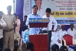 Siddaramaiah Aide Asks People To Choose: Guarantees Or Development Siddaramaiah Aide Asks People To Choose: Guarantees Or Development