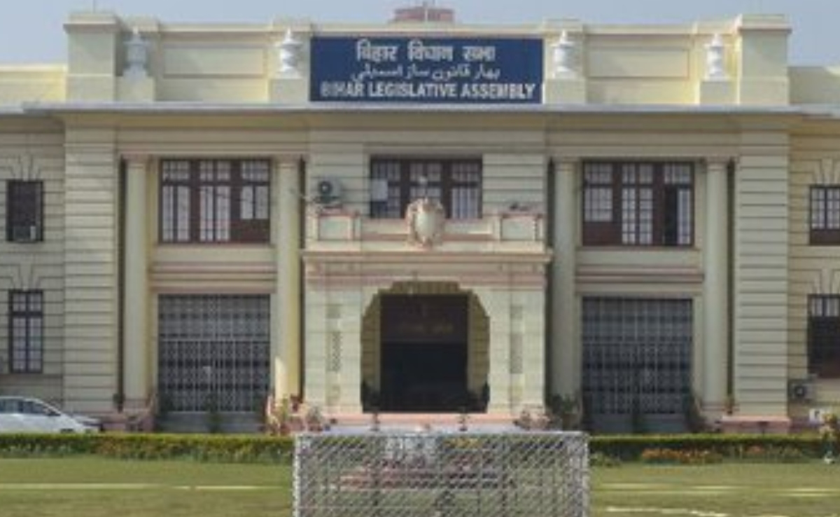 बिहार विधानसभा के मानसून सत्र की हंगामेदार शुरूआत, इन मुद्दों पर सरकार को घेरेगा विपक्ष