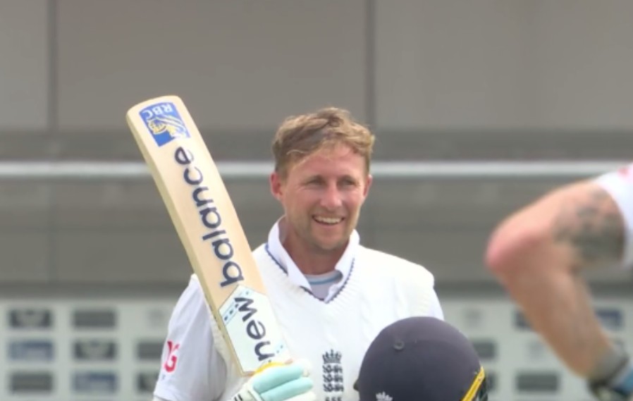 Root Accidentally Hits Siraj's Smart Band With His Bat. This Happens Next