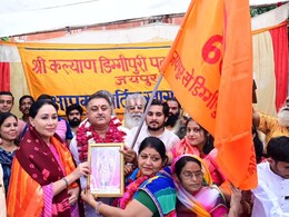 ताड़केश्वर महादेव मंदिर से शुरू हुई डिग्गी कल्याण जी की भव्य पदयात्रा, डिप्टी CM दीया कुमारी ने किया ध्वज पूजन