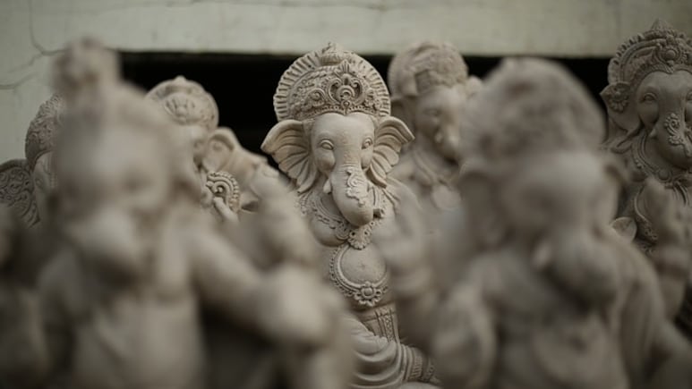 Artisans' Faces Blackened Over "Objectionable" Ganesh Idol Design In Indore