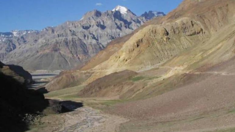 लद्दाख में ड्रैगन की घेराबंदी शुरू! भारत की 130 KM लंबी सड़क 2026 तक होगी तैयार