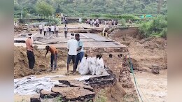राजस्थान-मध्यप्रदेश के बीच संपर्क टूटा, सवाई माधोपुर में दीवार पकड़कर टूटी पुलिया पार कर रहे लोग