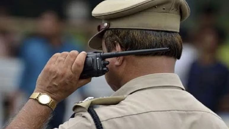 यूपी में कई जिलों के डीएम समेत 23 IAS अधिकारियों का किया गया तबादला यूपी में कई जिलों के डीएम समेत 23 IAS अधिकारियों का किया गया तबादला