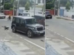 पहले मारी टक्कर, फिर रिवर्स लेकर बुजुर्ग पर चढ़ाई थार, CCTV  में हैवानियत का मंजर कैद, आरोपी फरार पहले मारी टक्कर, फिर रिवर्स लेकर बुजुर्ग पर चढ़ाई थार, CCTV  में हैवानियत का मंजर कैद, आरोपी फरार