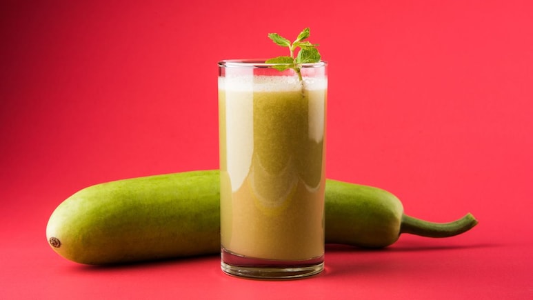 Should You Drink Lauki Juice On An Empty Stomach? Benefits, Timing And Dosage Explained