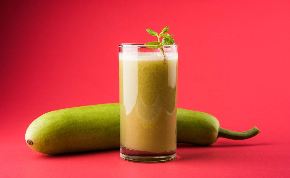 Should You Drink Lauki Juice On An Empty Stomach? Benefits, Timing And Dosage Explained