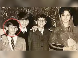 वहीदा रहमान के साथ खड़े इस लड़के ने बड़े होकर किया लड़कियों के दिलों पर राज, बना बॉलीवुड का पहला चॉकलेटी हीरो...पहचाना क्या?