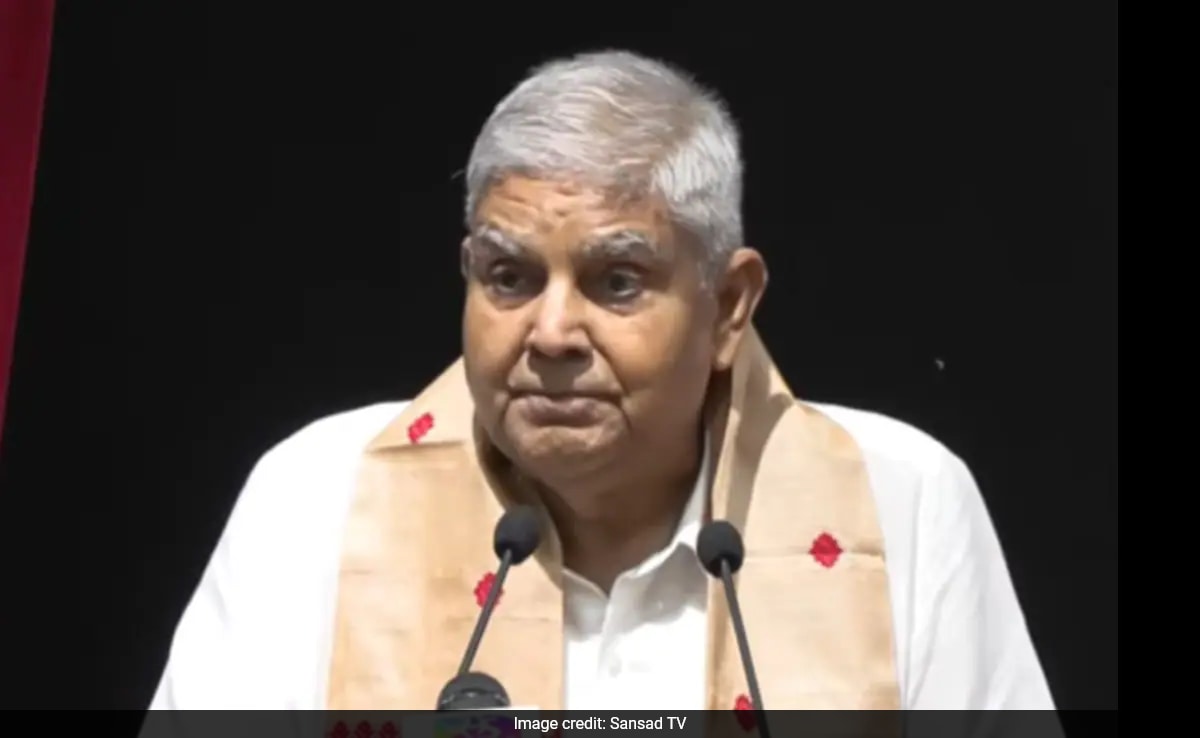 вицепрезидентът Джагдип Дханкхар в четвъртък описани ислямски нашествия и британско