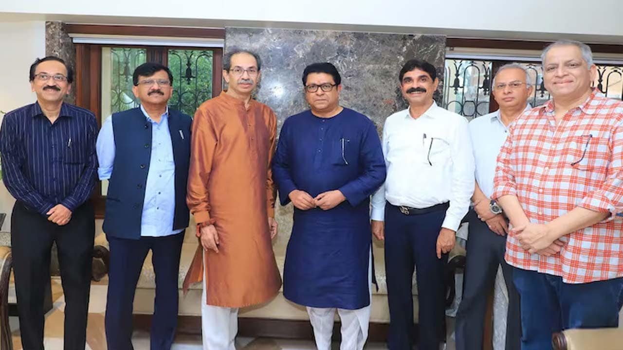 Video: Raj Thackeray Visits Matoshree After 13 Years For Cousin Uddhav's Birthday