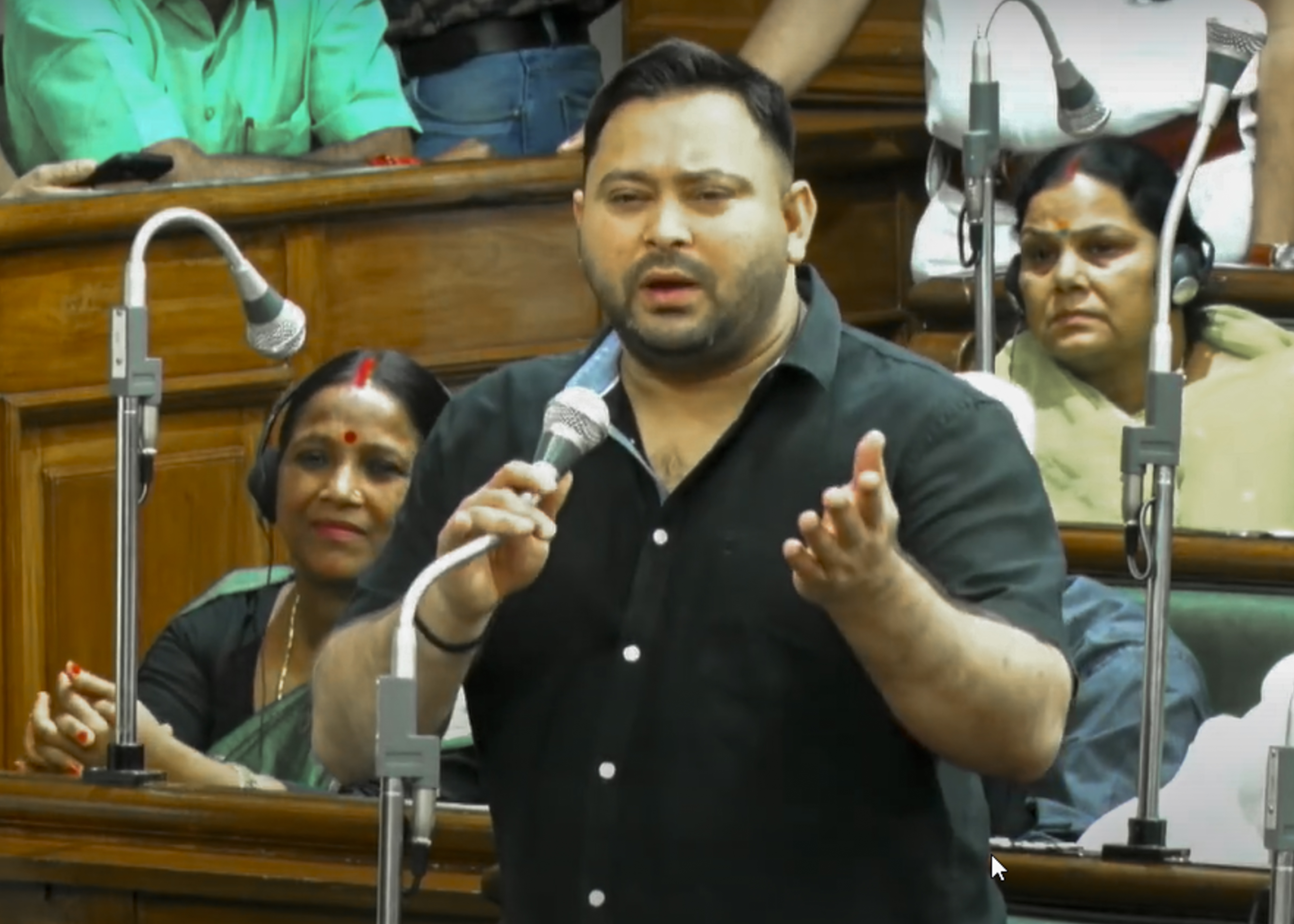 सरकार में हिम्मत है तो मुझे गोली मार दे... सम्राट चौधरी के जुबानी हमले पर भड़के तेजस्वी यादव