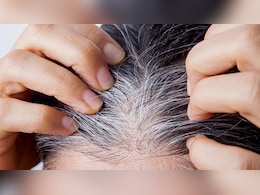 बालों को जड़ से काला करने में मदद करेंगे ये देसी नुस्खे, इसके बाद कभी नहीं लगानी पड़ेगी मेंहदी और डाई