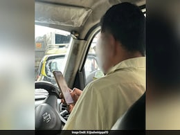 बेबस महसूस कर रहा था... ऑटो चलाते हुए इंस्टाग्राम पर एक्ट्रेस की तस्वीरें देख रहा था ड्राइवर, शख्स ने शेयर की आपबीती बेबस महसूस कर रहा था... ऑटो चलाते हुए इंस्टाग्राम पर एक्ट्रेस की तस्वीरें देख रहा था ड्राइवर, शख्स ने शेयर की आपबीती