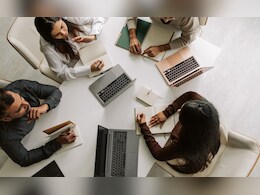 Mumbai News : ऑफिसच्या वेळा बदलणार? लोकलला होणाऱ्या गर्दीच्या धर्तीवर सरकार मोठा निर्णय घेण्याच्या तयारीत