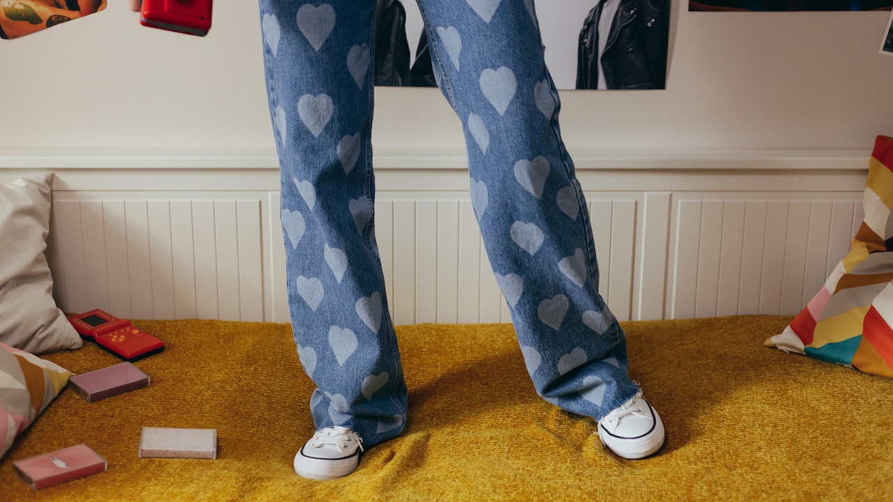 Try vertical prints to create an illusion of height
