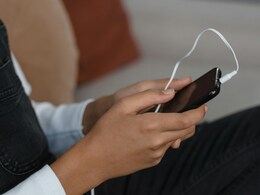 अब न गिरेगा फोन, न चार्जिंग पोर्ट होगा खराब, आ गए हैं सस्‍ते wireless chargers 