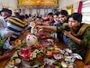 Sawan 2025 : क्यों बजाते हैं शिव जी की पूजा के बाद 3 ताली, जानिए यहां महत्व
