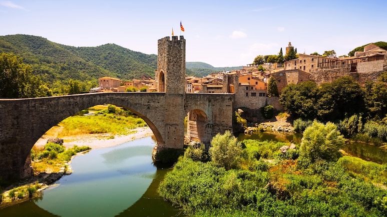 Spain Is Offering A Digital Nomad Visa For Rs 8,000 But There Is One Rule You Must Follow Spain Is Offering A Digital Nomad Visa For Rs 8,000 But There Is One Rule You Must Follow