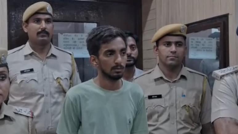 Rajathan: ऑनलाइन गेम की लत में पोते ने की थी दादी की हत्या, कान की बालियां निकालीं; पुलिस ने क्या कहा ? Rajathan: ऑनलाइन गेम की लत में पोते ने की थी दादी की हत्या, कान की बालियां निकालीं; पुलिस ने क्या कहा ?