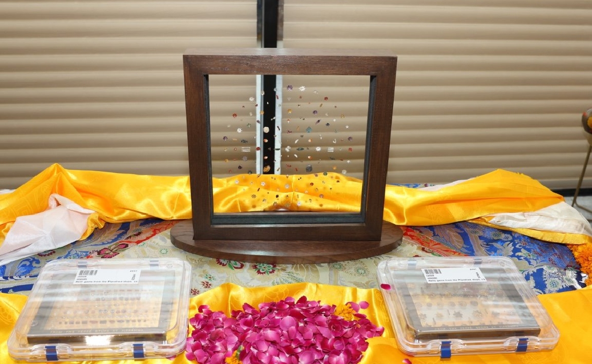 गौतम बुद्ध के अवशेष 127 साल बाद भारत लाए गए, नीलामी रुकवा कर लाई मोदी सरकार