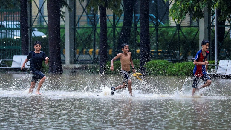 Weather Department Predicts Rain In Delhi Till August 3