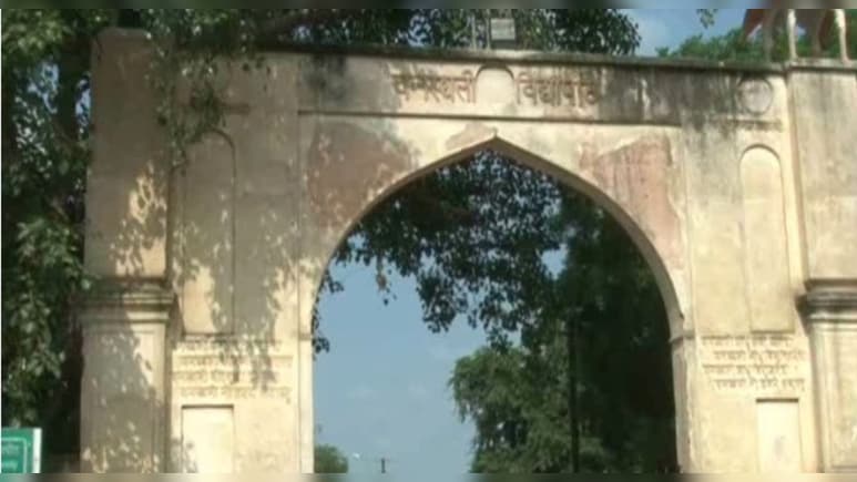 वनस्‍थली विद्यापीठ के हॉस्टल के कमरा नंबर 82 की क्या है सच्चाई? प‍िता ने दर्ज कराया मुकदमा