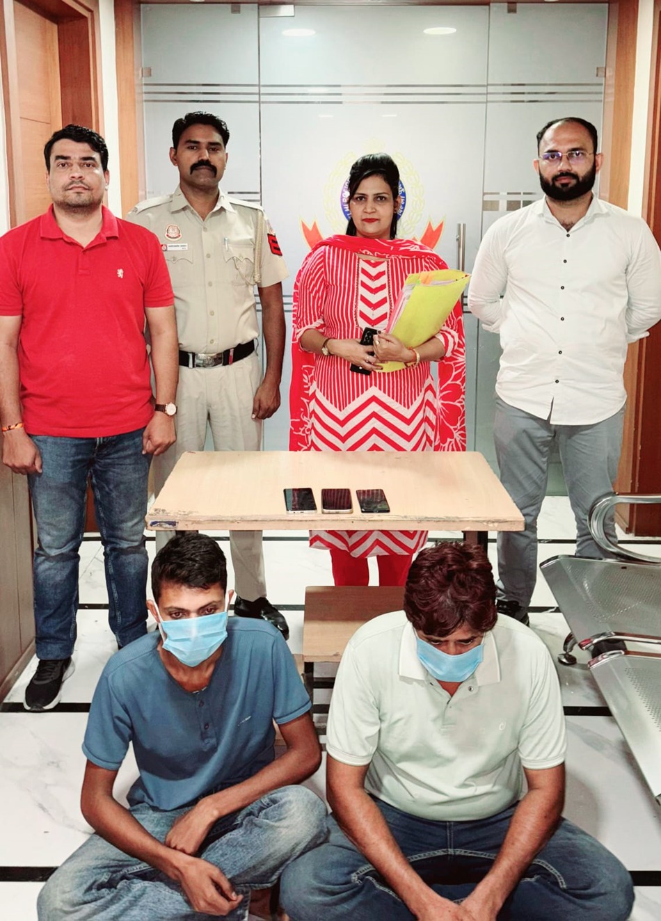 दिल्ली पुलिस को मिली बड़ी सफलता, अश्लील वीडियो बनाकर ब्लैकमेल करने वाला गिरोह पकड़ा