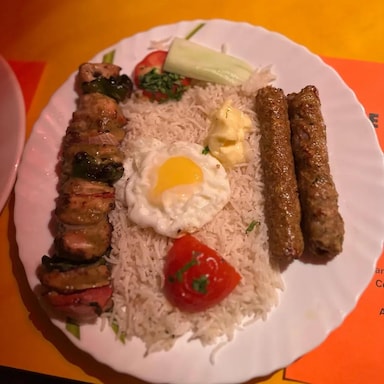 Where To Find The Best Chelo Kebab In Kolkata? 3 Restaurants That Top Every List