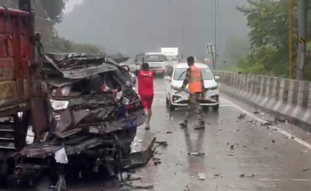 Woman Killed After Truck Rams Over 25 Vehicles On Mumbai-Pune Expressway