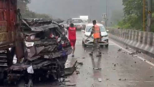 Woman Killed After Truck Rams Over 25 Vehicles On Mumbai-Pune Expressway