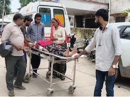 Rajasthan: अस्पताल के बिगड़े हाल, कर्मचारियों के रहते मरीजों के परिजनों को खींचनी पड़ रही ट्रॉली Rajasthan: अस्पताल के बिगड़े हाल, कर्मचारियों के रहते मरीजों के परिजनों को खींचनी पड़ रही ट्रॉली