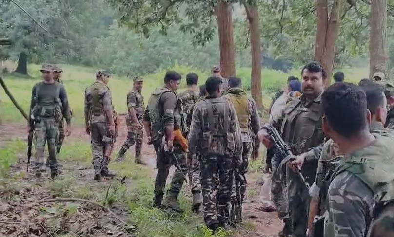 झारखंड के गुमला में पुलिस और जेजेएमपी के बीच मुठभेड़, तीन नक्सली ढेर