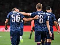 Late Martin Odegaard Penalty Gives Arsenal 3-2 Victory Over Newcastle